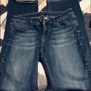 White house black market size straight leg jeans